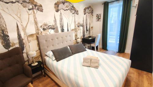 CASA REINE JEANNE- ideal groups & family -CENTRAL near train station - PARKING - New&CONFORT-AC - Foto 3