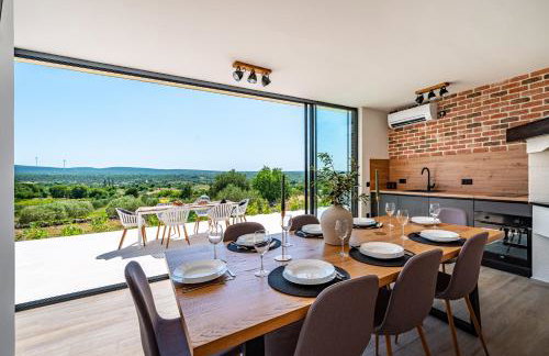 Villa Matea - heated pool, peace, view - Photo 2