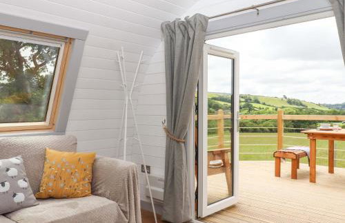 Under Oak Pod - Photo 5