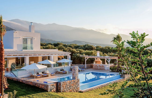 Beautiful Luxe Villa in Private Olive Grove, sea and Mountain View, Close to sea - Foto 31