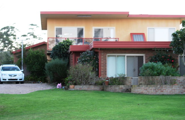 Lake Edge Holiday Units - Foto 2