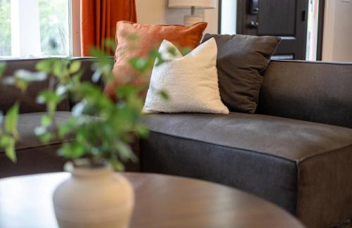 OrangeHome - Photo 17