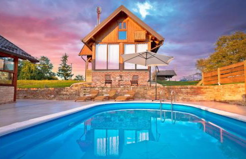 Awesome Home In Jamnica Pisarovinska - Foto 2