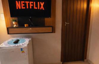 Smart Suíte 105 - com Piscina, Home Office, Ar-condicionado, WiFi prox shopping - Foto 16