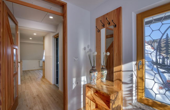 Farmhouse Raspberry Pool Wellness - Photo 29