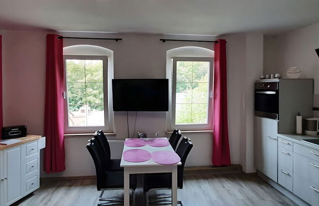 Lakeside Comfort With Garden - Foto 26