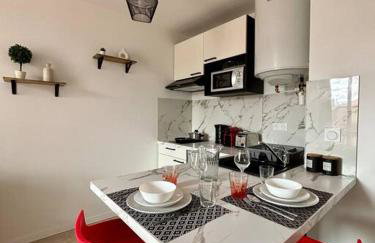 Jasmin Roanne centre-ville - Parking & Clim - Foto 10