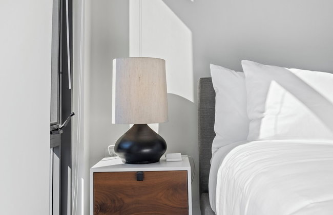 Placemakr Marymount Ballston - Photo 34