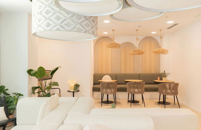 Yugo Sabadell LLac - Photo 4