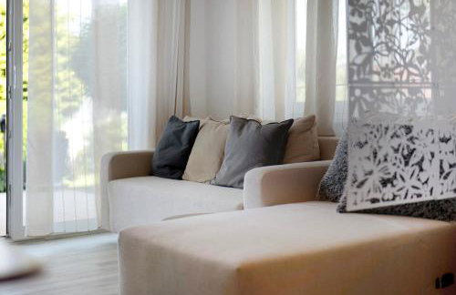 Easy Living - Photo 14