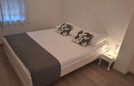 Apartments Rotim - Photo 11