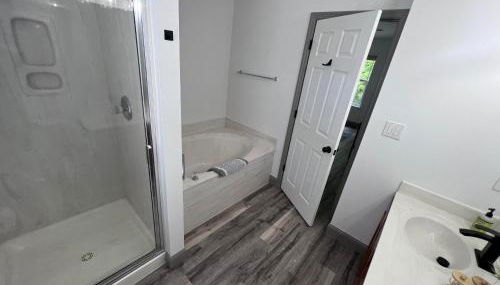 Springhurst Serenity Fresh 4BR Getaway - Foto 2