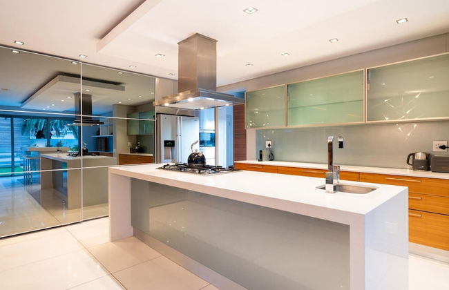 Amara Lincoln - 100m From Camps Bay Beach - Foto 15