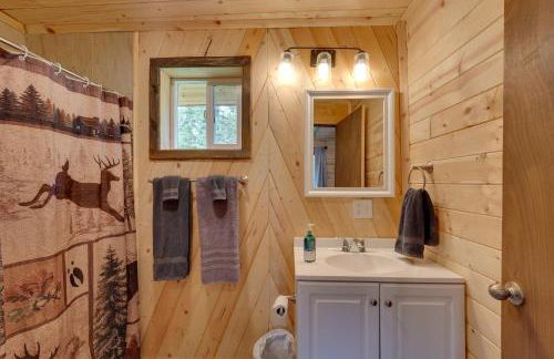 Kenai Peninsula Base Camp Cabin in Soldotna - Photo 19