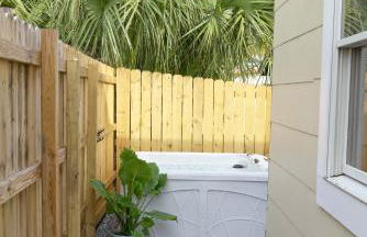 Beautiful Historic Downtown Pensacola Charmer - Hot Tub - Foto 6