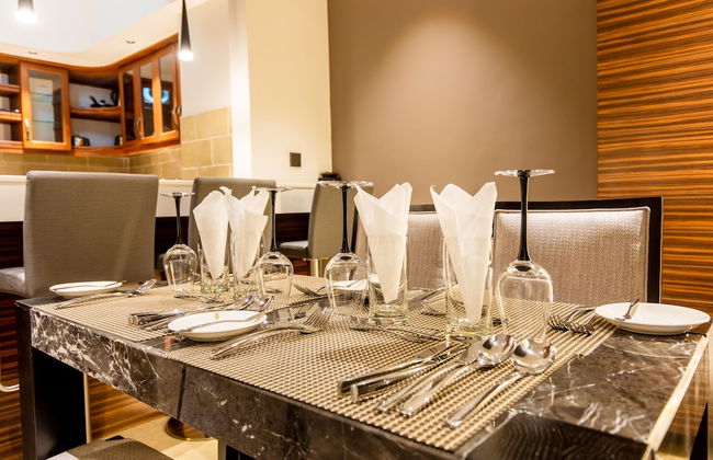 Blackwood Hotel and Apartments - Photo 7