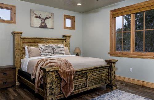 East Zion Trails Retreat-Hot tub, Resort Amenities, Exceptional - Photo 9