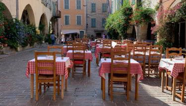 Biot - Place des Arcades - Photo 3