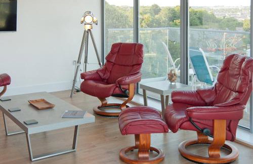 2 Bed - Leeward House by Pureserviced - Foto 23