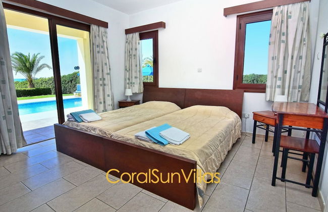 Nature - Direct To Sandy Beach, Impressive Villa, Quiet Area - Foto 7