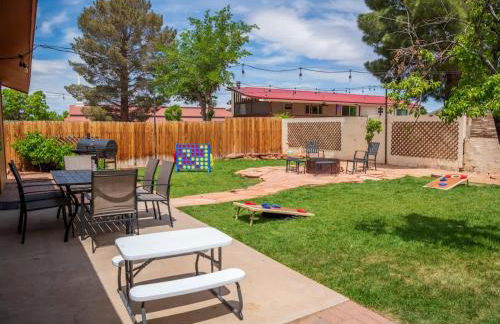 Newly Remodeled Family Friendly Home - Foto 42