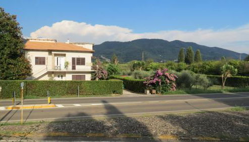 Casa Vacanze “Bouganville” loc Avane Pisa - Foto 3