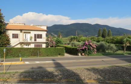 Casa Vacanze “Bouganville” loc Avane Pisa - Foto 3