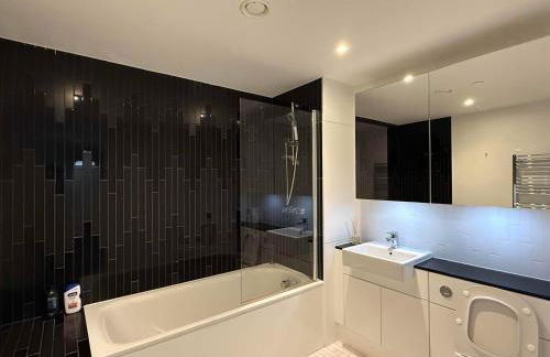 Luxury Apartment with Private Balcony in Zone 1 - Foto 16