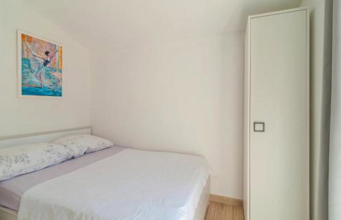 2 Bedroom Awesome Home In Praznica - Foto 22