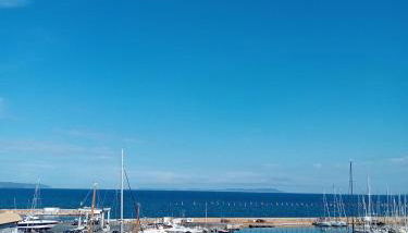 Au Coeur du Port de Hyères - Appartement au luxe discret - Garage Individuel privé - Foto 5