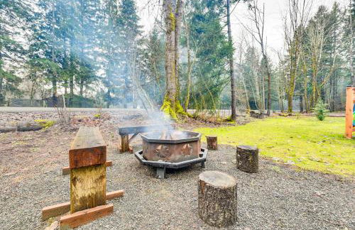 Family-Friendly Packwood Retreat with Deck! - Foto 35