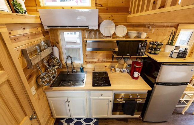 Tiny House! Hot Tub! Pikes Peak & AC - Foto 16