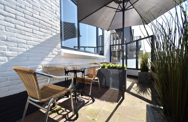 Cozy Apartment in Bergen aan Zee near Beach - Photo 9