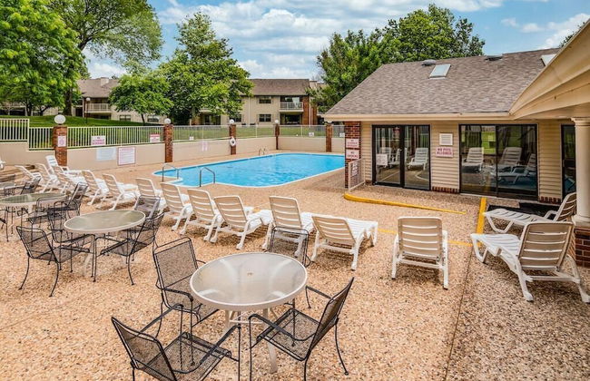 Jim and Roses Cozy Condo 15 Min to Downtown! - Photo 21