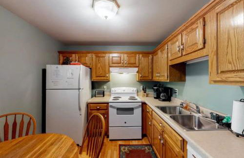 The Loose Moose with a private hot tub - Foto 15