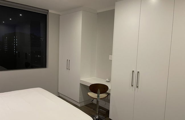 Sandton Smart Apartment Eleven - Photo 6
