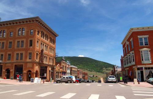 Stay in a Historic Gold Mine Town w/Mountain Views - Foto 31