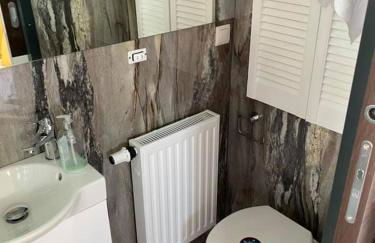 Couston Lakes Resorts - Photo 18