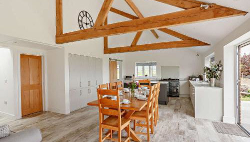 4 Bed in Combe St. Nicholas 83501 - Foto 5, Other