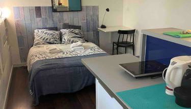 Charming Studio on House Boat - Foto 1