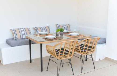 Cozy Sea View Home in Drios, Near Beaches and Shops - Photo 30