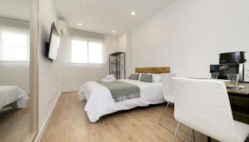 Luxury III - Ferga Suites - Photo 3