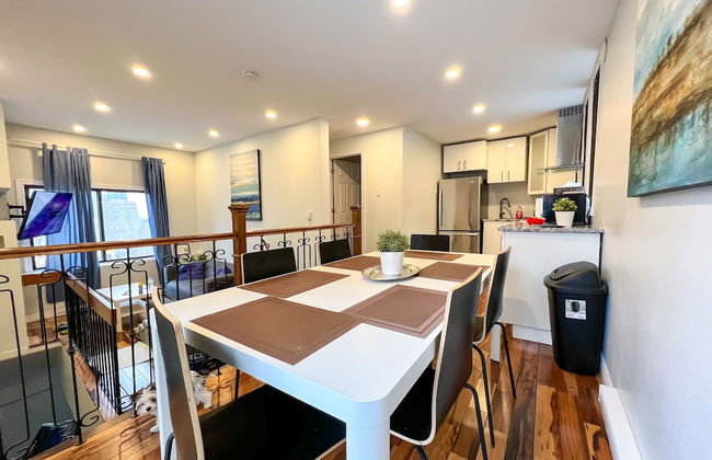 Chic Townhome with Garage Dt MTL - Foto 12