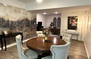 Private Suite in Upscale Neighborhood - Foto 34