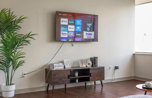 High-Rise 30th Flr Modern Apt, Downtown Dallas - Foto 3