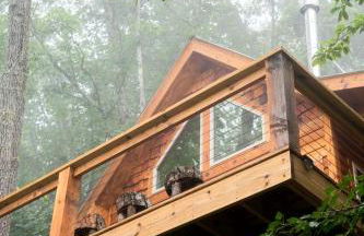 Stunning Pet-Friendly Treehouse for Relaxing Glamping Retreats in North Carolina - Foto 33