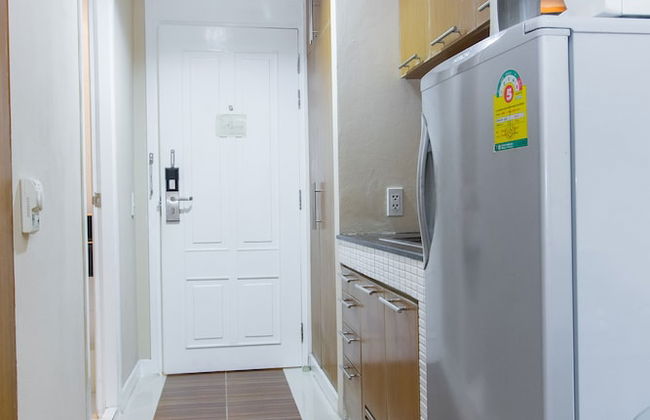 Silom convent garden - Photo 16