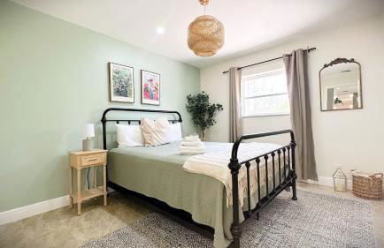 Luxury Jupiter Farm Getaway Pool, BBQ, Game Shed - Foto 4