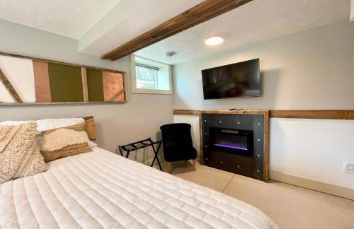 Historical Boiler Maker - Downtown Muskegon - Foto 4