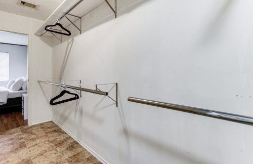 5 Mi to Westchase District Houston Extended Stay - Foto 17